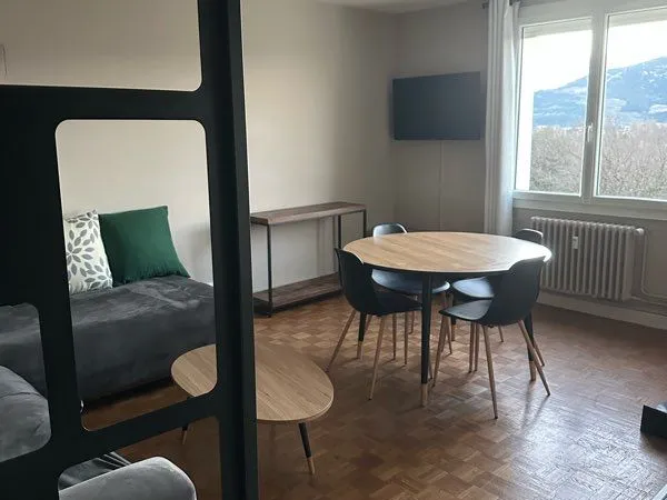 Appartement T3 68m2 avenue Maurice Faure 
