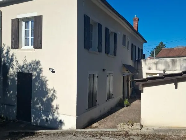 Appartement a vendre sur la commune de PRESLES 