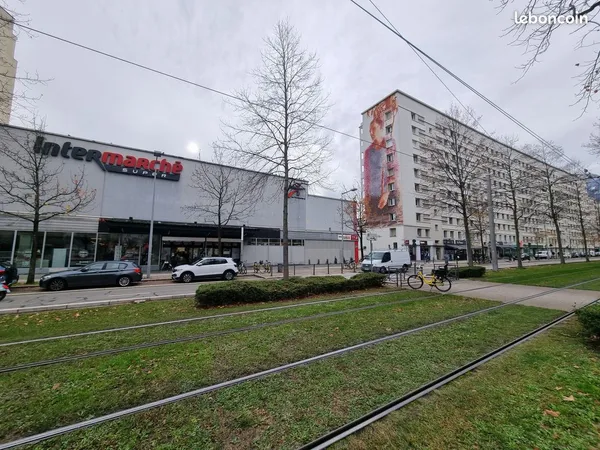 Parking - Garage Vente Grenoble   18000€
