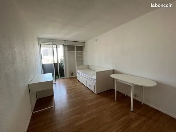 Appartement 1 pièce 18 m² 