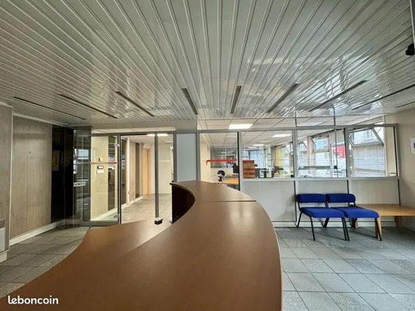 Bureau 172 m² 