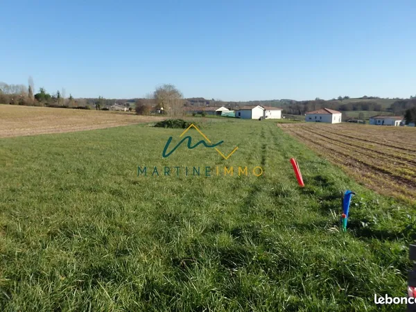 Terrain 2564 m² Peyrière 