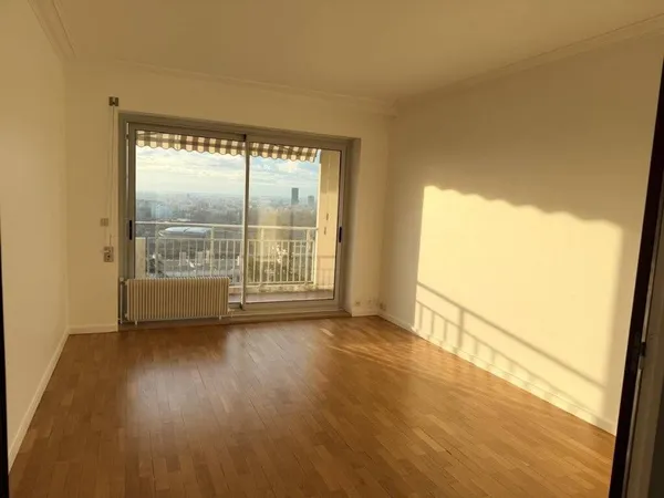 Appartement 3 pièces 82 m² 