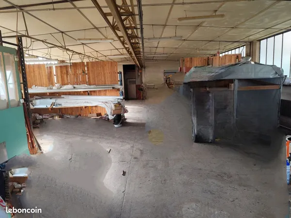 Location depot feurs 