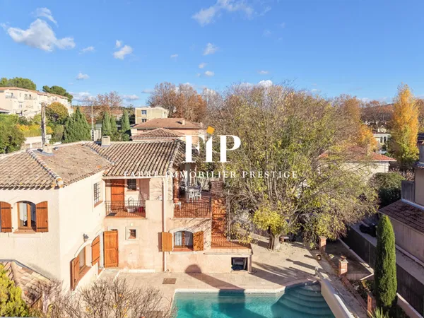 Maison proche centre-ville (Pigonnet) - 205m2 