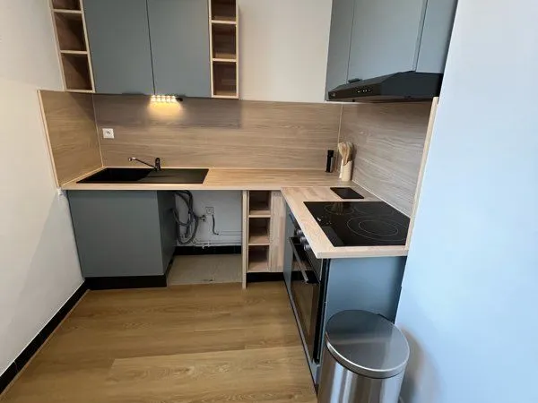 Appartement T2 meublé - 41 m2 - Centre-ville d'Issoire - 495 CC 