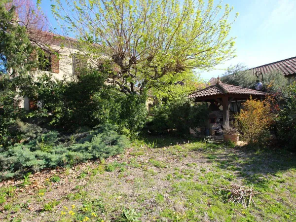 Maison 6 pièces 145 m² 