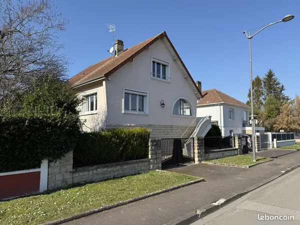 Maison 4 pièces 113 m² 
