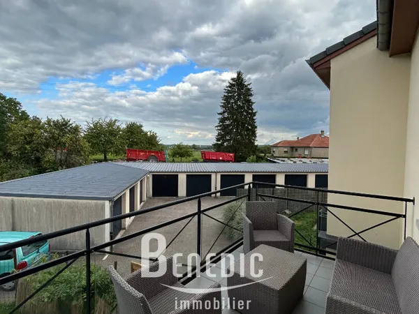 LOCATION THIONVILLE F1 CUISINE EQUIPEE TERRASSE PARKING 