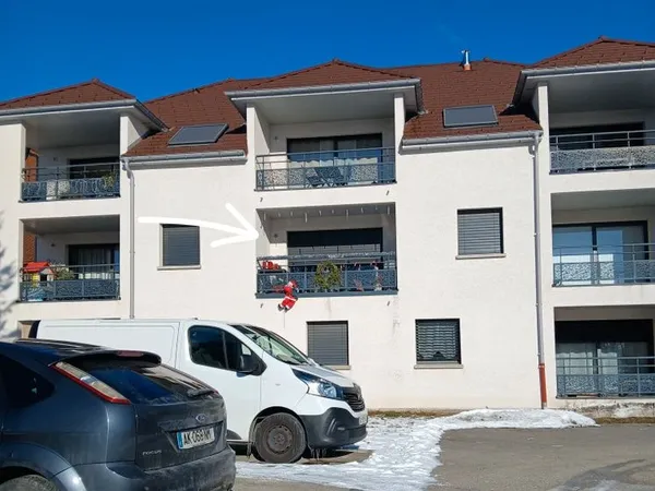 Appartement T3 loggia + garage à louer à Houtaud 