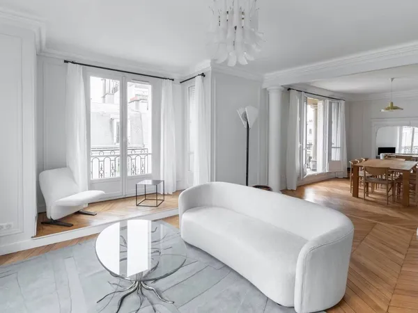 Appartement 5 pièces 126 m² 
