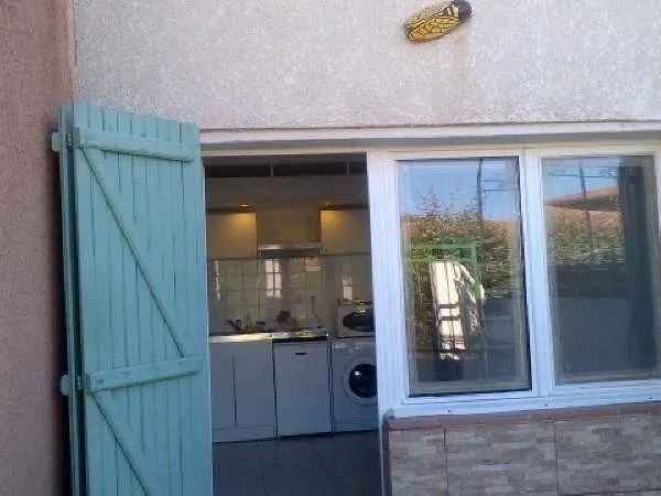 Studio 1 pièce 25 m² 