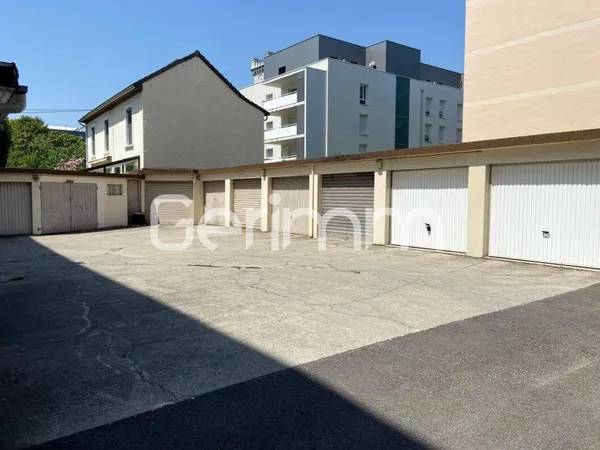 Parking 14 m² 