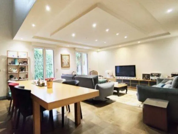Appartement 4 pièces 112 m² 