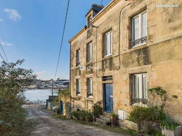 Maison 9 pièces 235 m² 