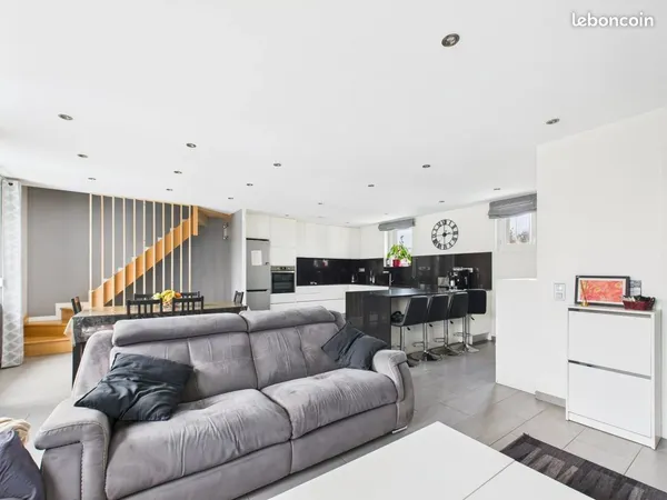 Maison 7 pièces 107 m² 