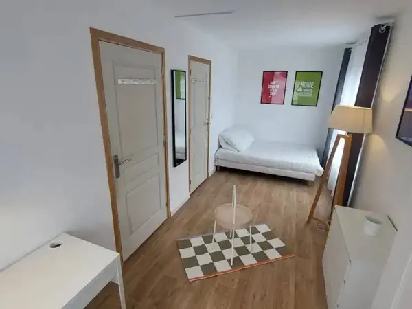 Loue chambre en colocation 