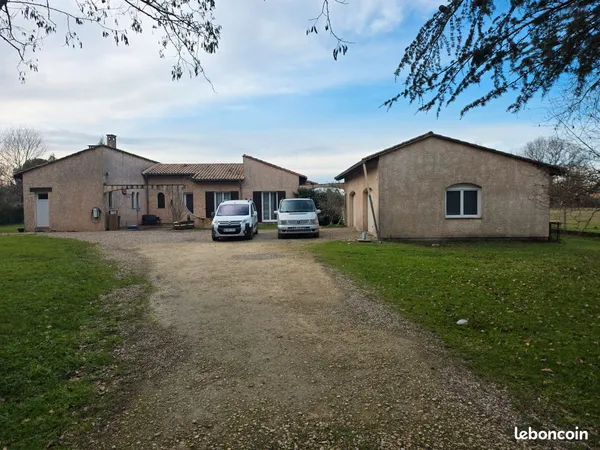 Propriété 147m2 sur parc arboré 