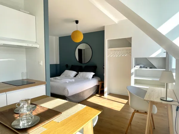 Loue meublé haut de gamme au calme (Centre Ville de Cholet) - 1 chambre, 24m² 