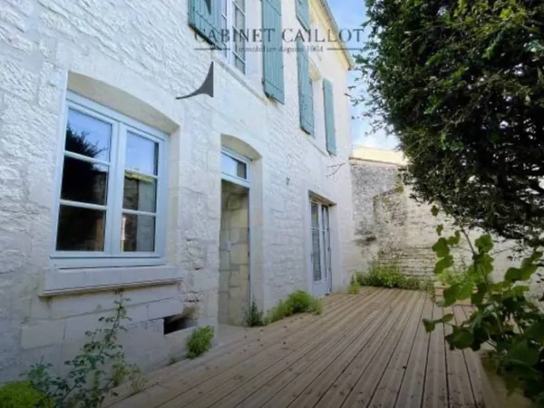 Vends maison authentique 