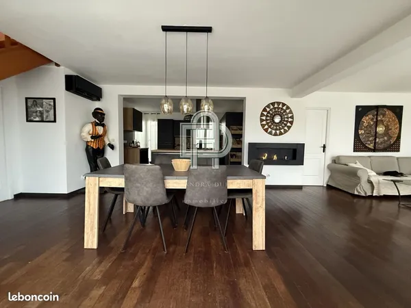 Maison 5 pièces 104 m² 