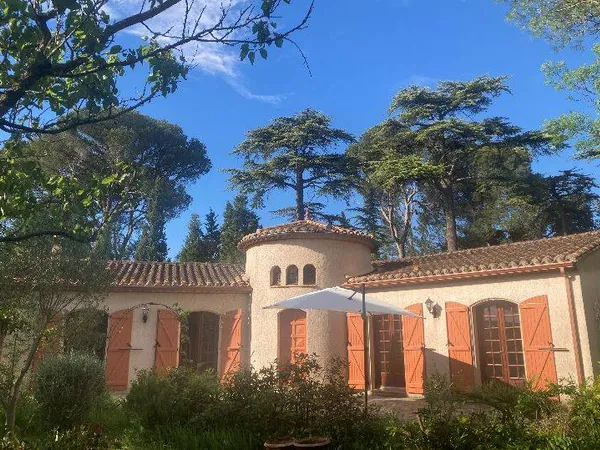 Location maison de charme 150m², 4 chambres, sous-sol, Castelnaudary. Parc arboré 