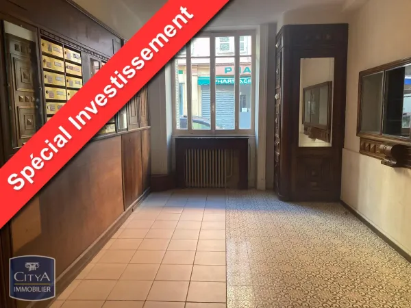 Local professionnel 118 m² 