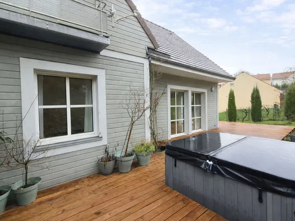 Maison 6 pièces 146 m² 