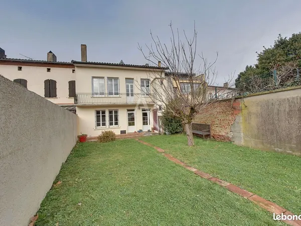 Maison de village 311 m² MAS GRENIER 