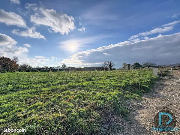 Terrain 624 m² Chaveyriat 