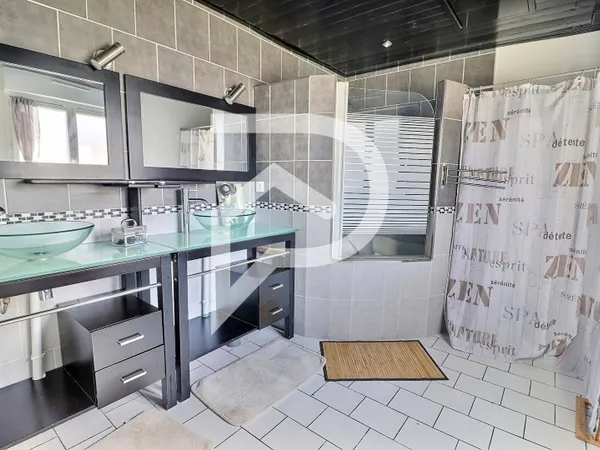 Maison 4 pièces 120 m² 