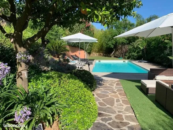 Maison 6 pièces 178 m² 