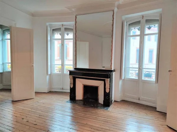 Bureau 128 m² 