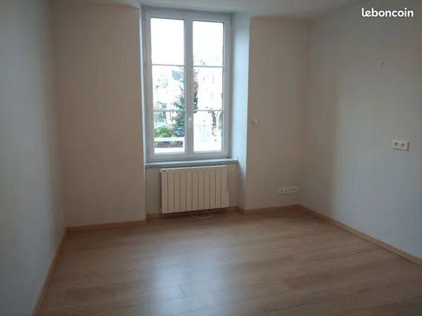 Studio 1 pièce 28 m² 