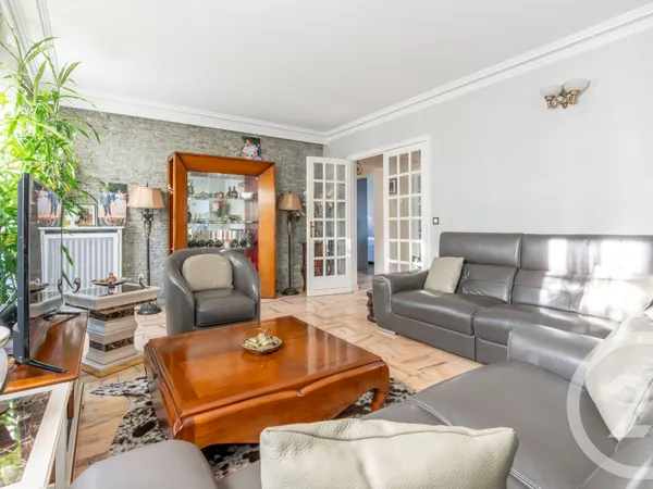 Maison 9 pièces 232 m² 