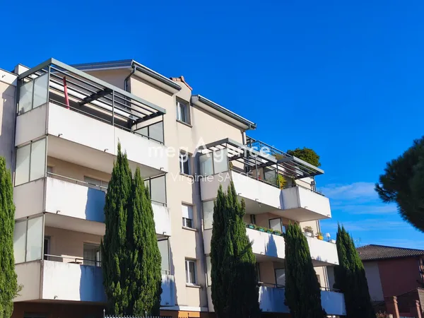 TOULOUSE 31200 - APPARTEMENT T2 DE 45M² AVEC JARDIN ET PLACE DE PARKING 