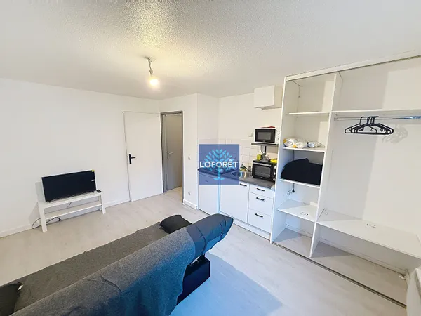 Studio 1 pièce 21 m² 