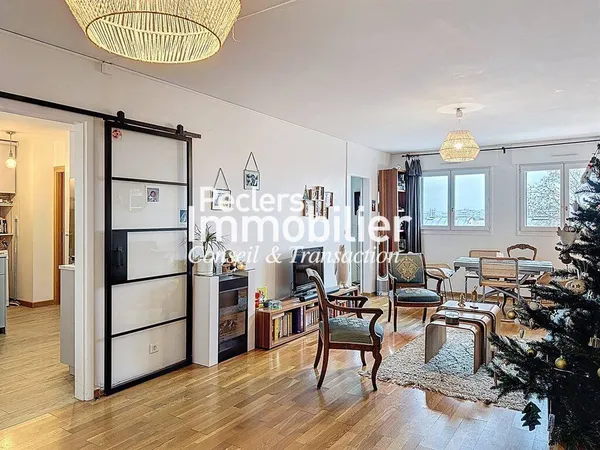 Appartement 5 pièces 93 m² 