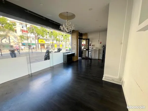 Commerce 45 m² 