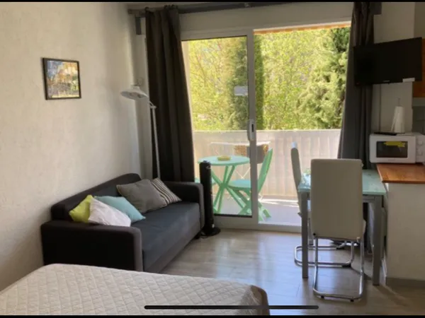 Vends studio 17m² Gréoux-les-Bains 