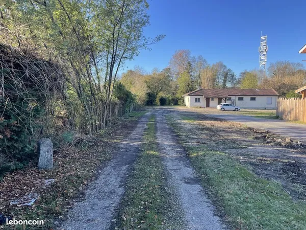 Terrain 645 m² La Brède 