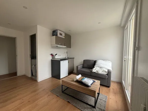 Appartement 1 pièce 14 m² 