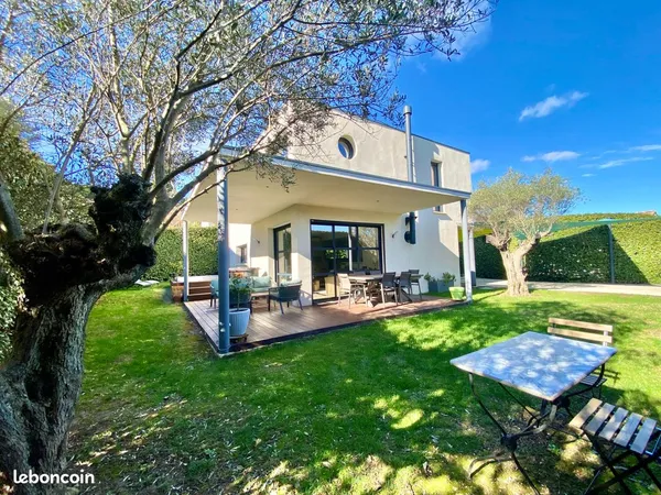 Villa 4 pièces 120 m² 