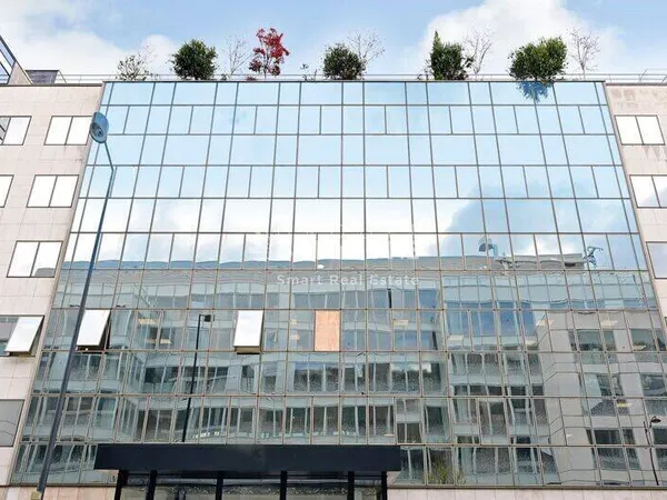 Bureaux 261 m² 