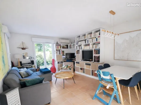 T3 rez-de-jardin - 64 m² + jardin 100 m² - Proche centre-ville et écoles 