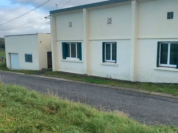 Maison individuelle dans joli village 