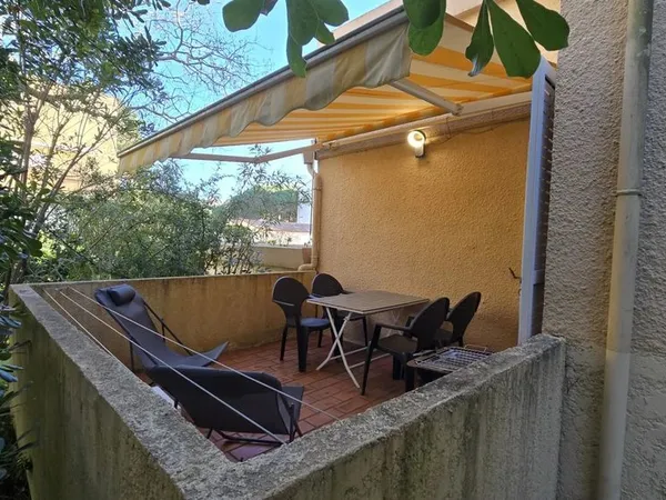 Studio charmant avec terrasse à Argelès-Plage 