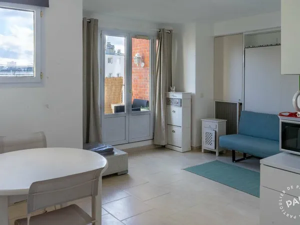 Studio 1 pièce 25 m² 