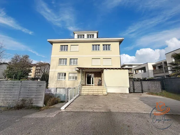 Appartement 3 pièces 79 m² 