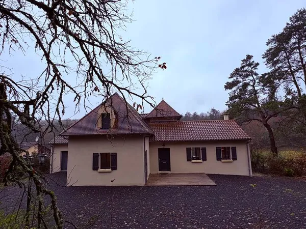 Villa 6 pièces 178 m² 